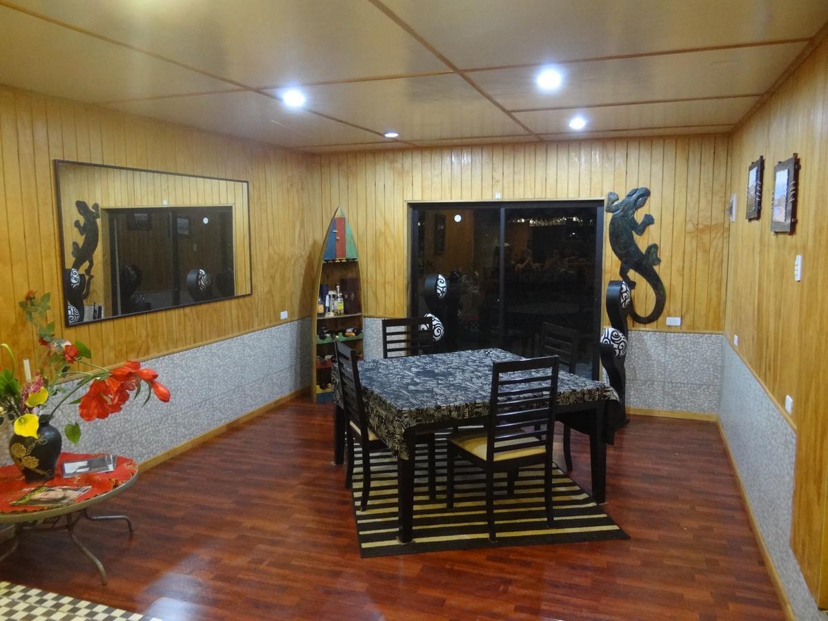 La Casa Del Kori Hostel Hanga Roa Buitenkant foto